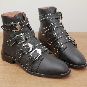 Leather Boots With buckles